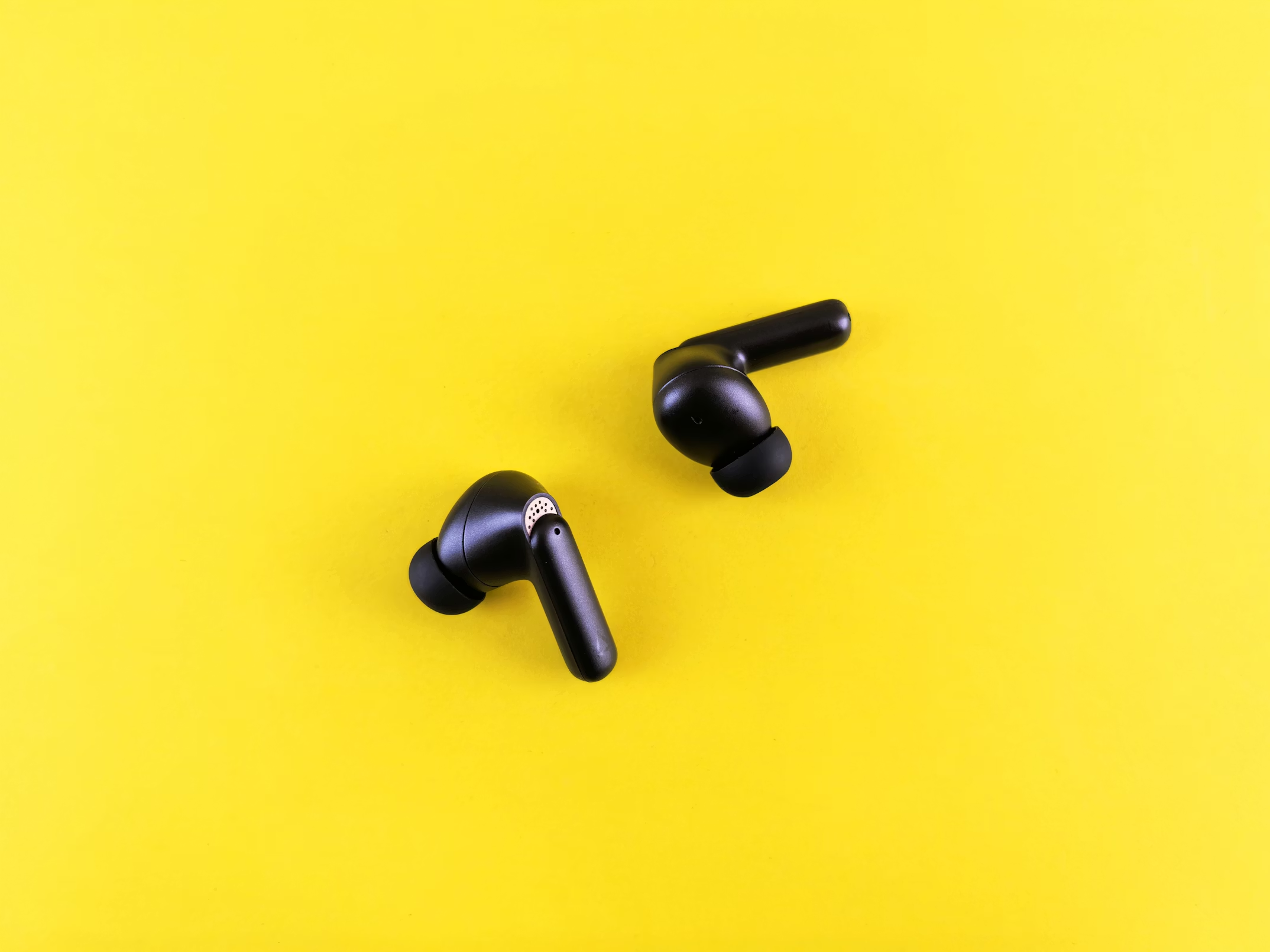 Best Noise Cancelling Earbuds in Canada 2026: Ultimate Buying Guide