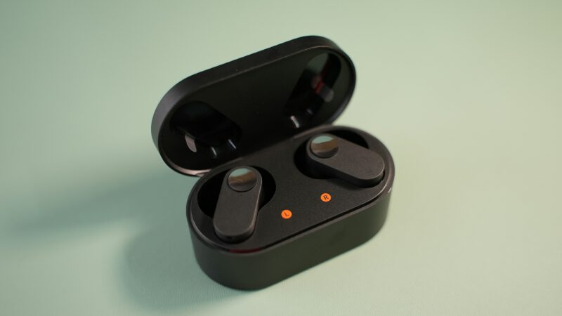 Best Wireless Earbuds Under $100 CAD in 2026 — Canada’s Ultimate Guide